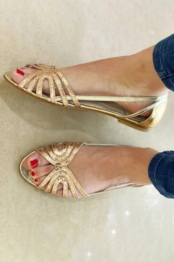 Saoirse | Golden Elegance Flat