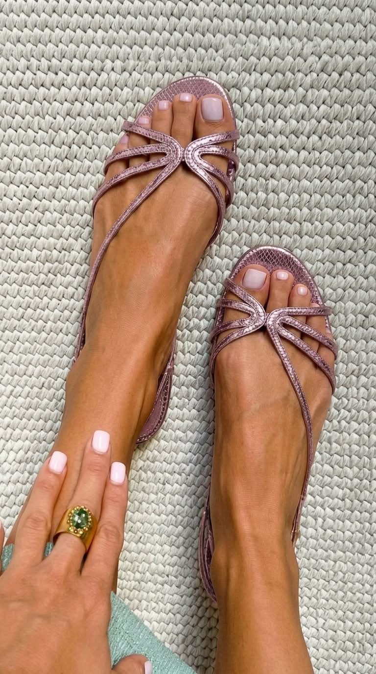 Fabienne | Golden Knot Flat Sandal