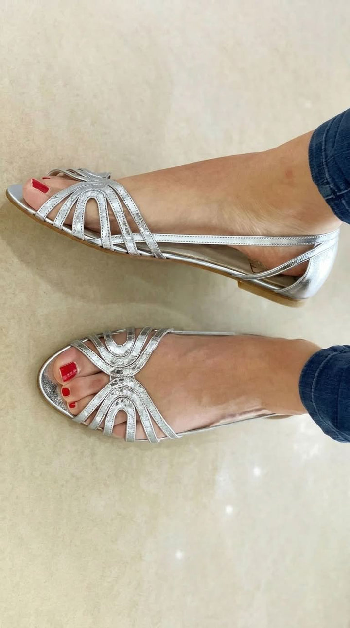 Saoirse | Golden Elegance Flat