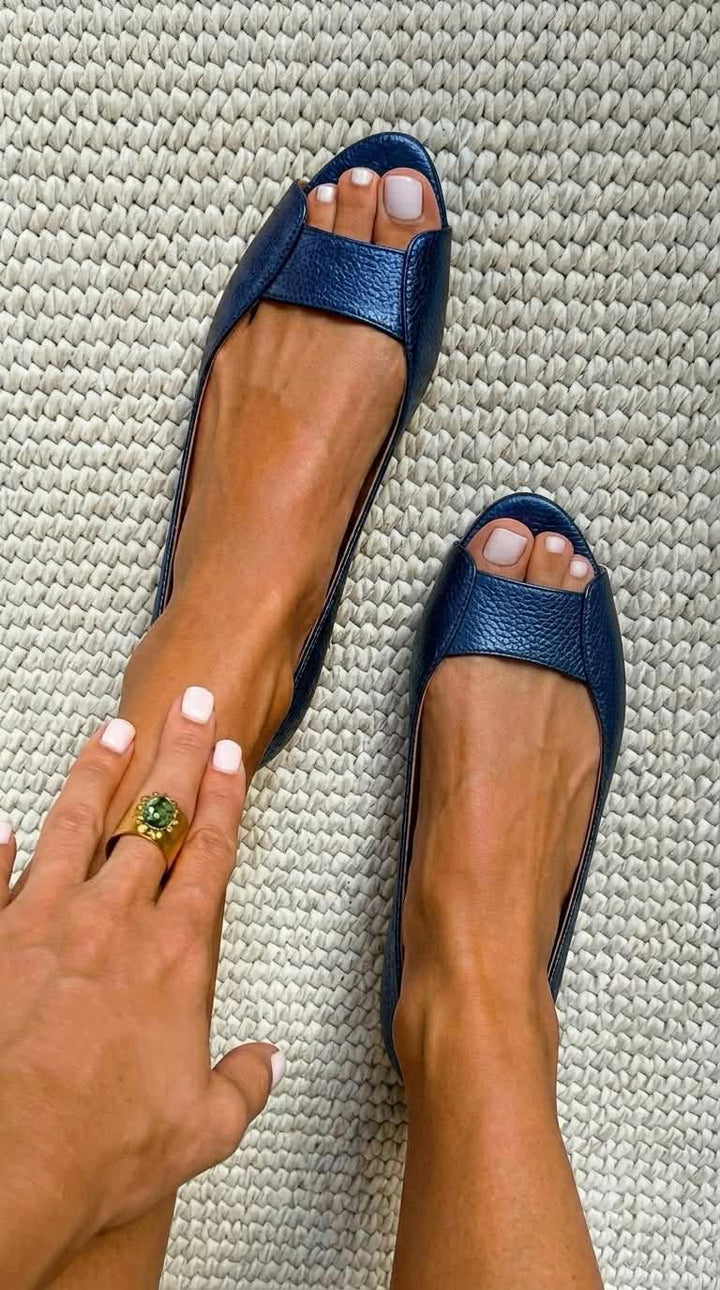 Delphine | Golden Chic Heel