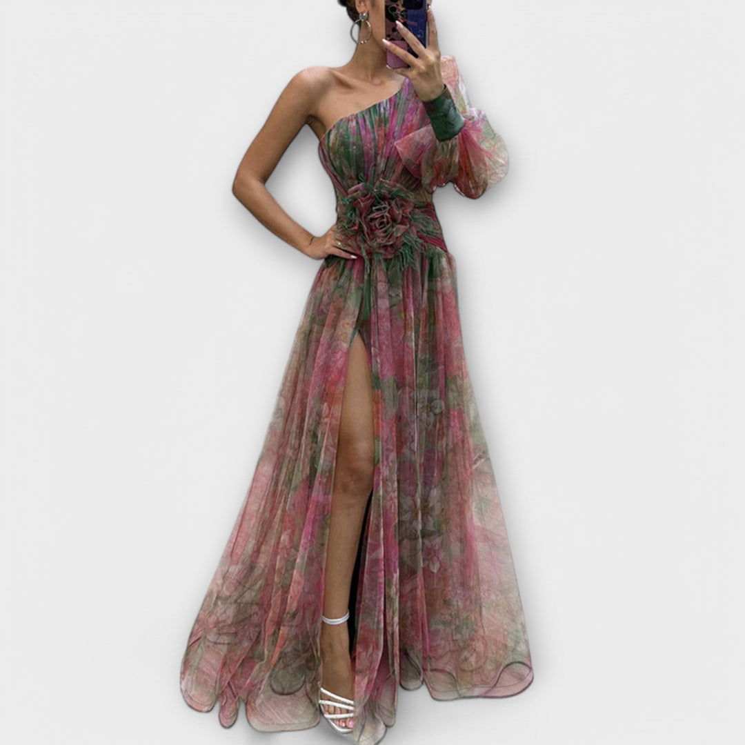Elegant Evening Dress with One Shoulder and Slimming Waist